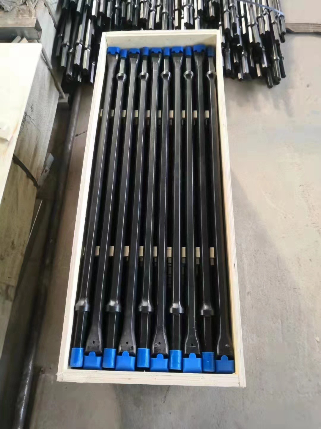 Mining equipment of integral drilling rods Mining equipment of integral drilling rods